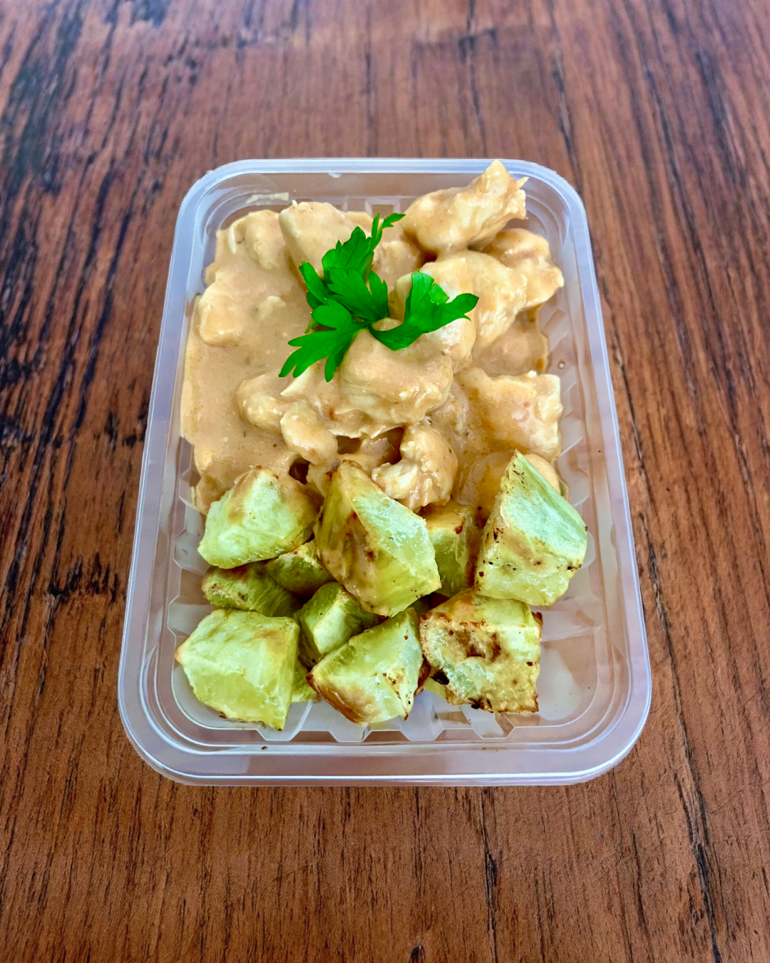 Strogonoff de frango com batata doce