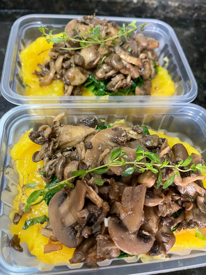 Ragú de cogumelos com creme de Baroa