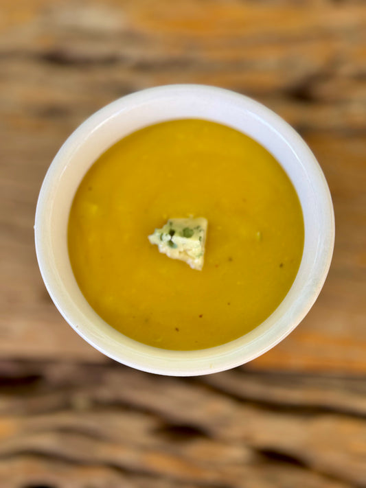 Caldo de baroa com gorgonzola