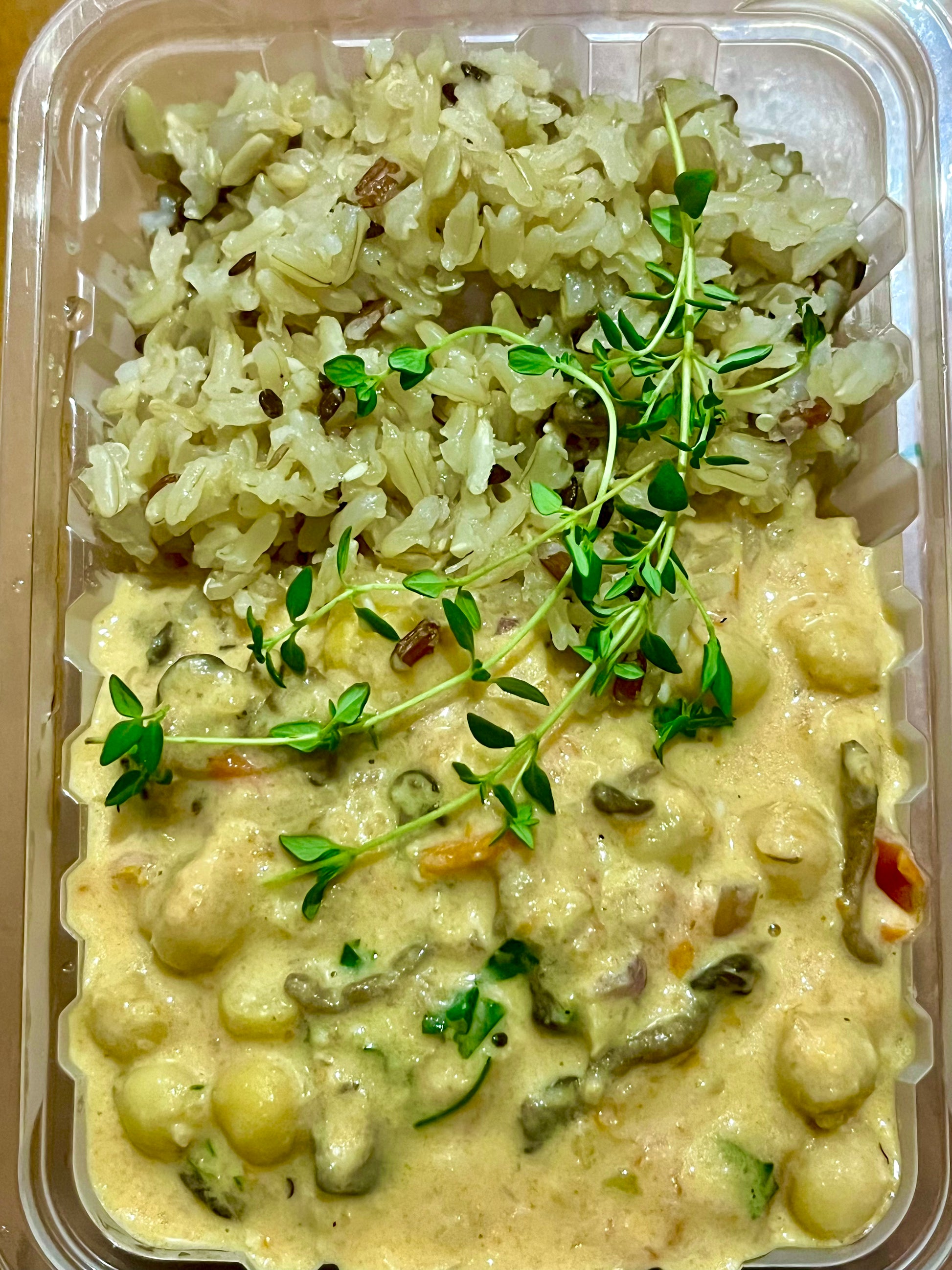 Strogonoff de grão de bico com cogumelos - NahTerra